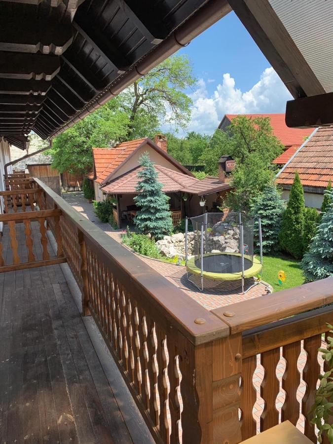 Pensiunea Haiduc Sacele Brasov Eksteriør bilde